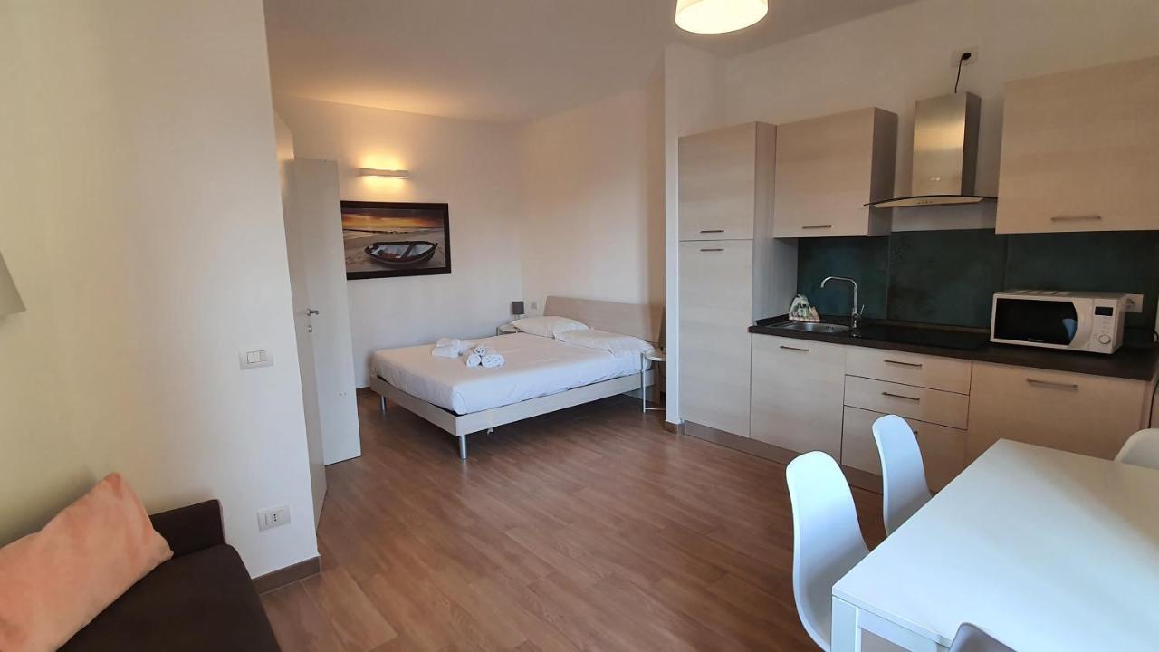 Casale 7- Navigli Cozy Studio Perfect X2! มิลาน ภายนอก รูปภาพ